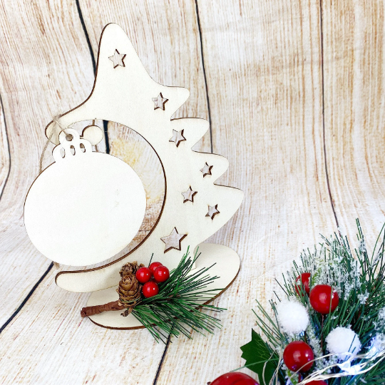 Weihnachtsbaumschmuck / Geschenke Aufhänger mit Dekoration Holz Tanne