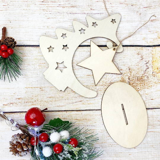 Weihnachtsbaumschmuck / Geschenke Aufhänger mit Dekoration Holz Tanne und Stern