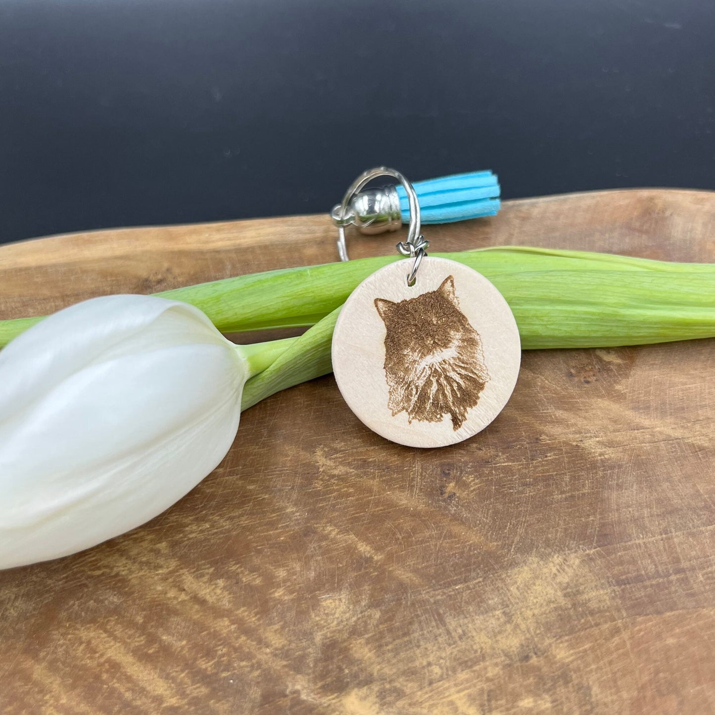 Schlüsselanhänger aus Holz mit dem Foto und Namen von deinem Haustier, Hund, Katze | beidseitige Wunschgravur